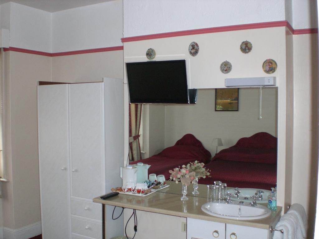 Melville Lodge Gatwick Горлі Номер фото
